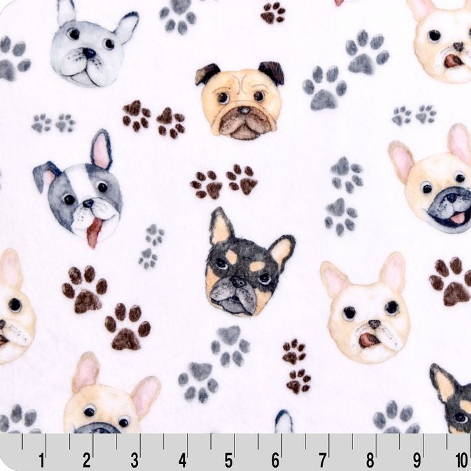 Cuddle Fabric Doggy Daze Snow 58/60"