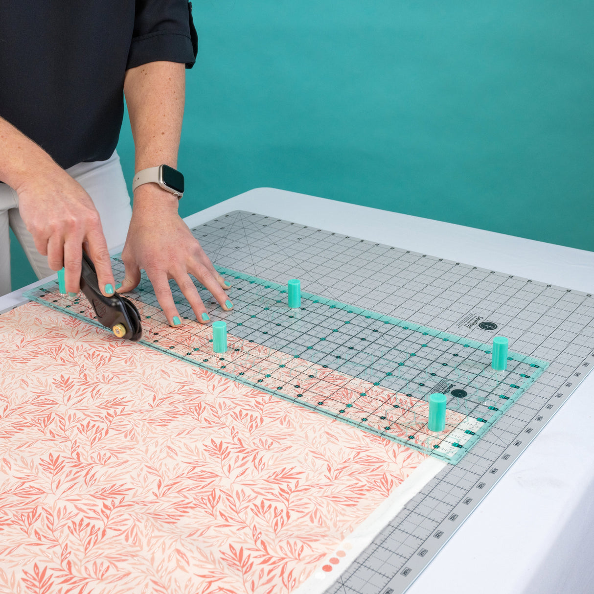 Sew Magnetic Acrylic Fabric - Turquoise And Black Imprint, 8.5" X 24" (1 Unit)