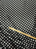1 yarda de tela satinada charmeuse con lunares de una pulgada para ropa y manualidades, ancho de 58/60 pulgadas