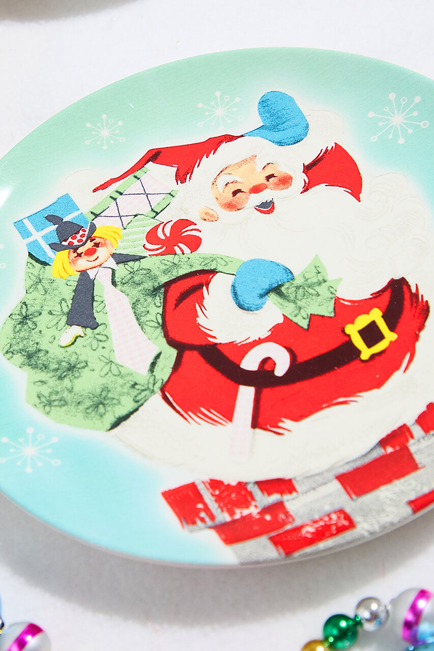 8" Vintage Round Christmas Plates - Set of 4