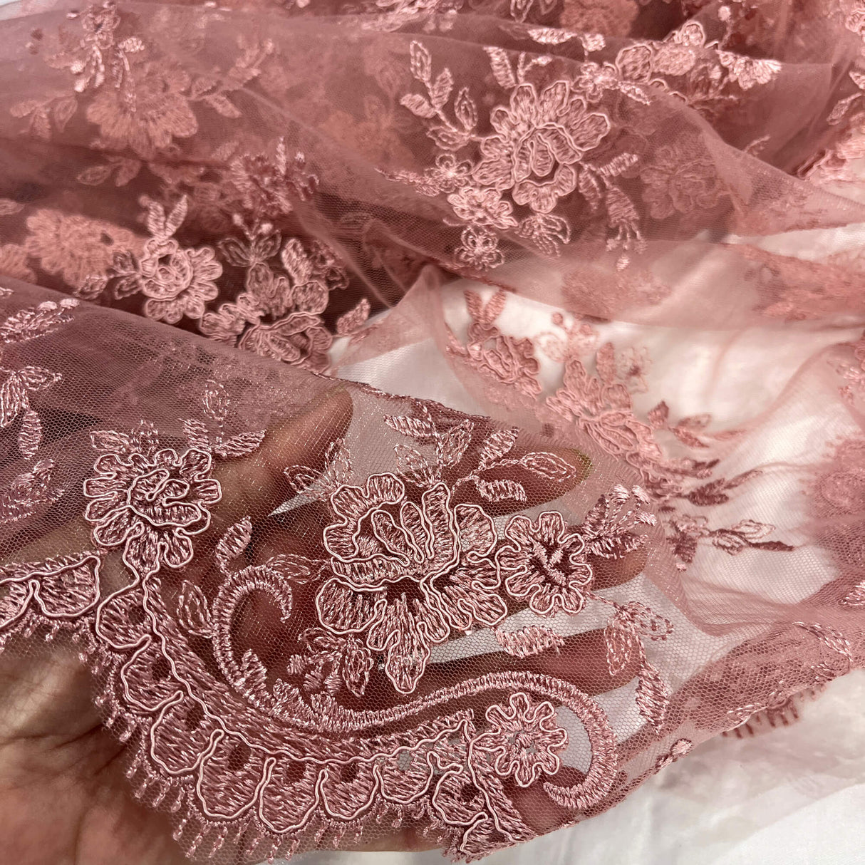 Corded Bridal Lace Fabric on Polyester Net Mesh