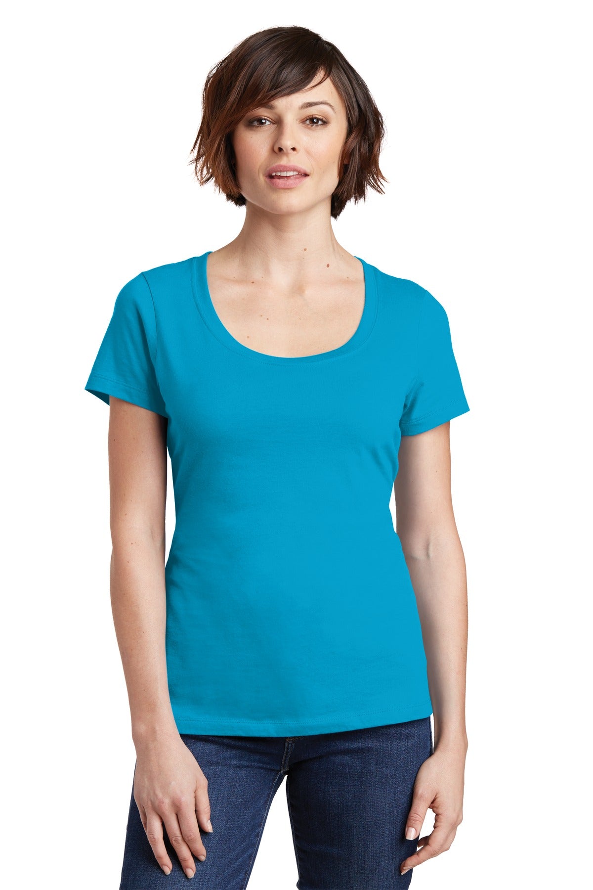 District® Women's Perfect Weight® Scoop Tee