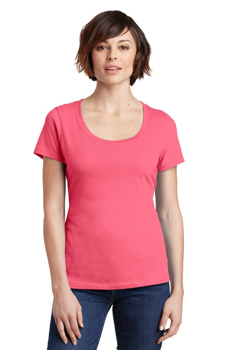 District® Women's Perfect Weight® Scoop Tee