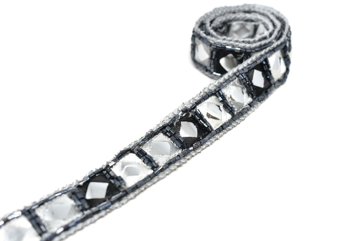 Beaded Diamond Mirror Trim