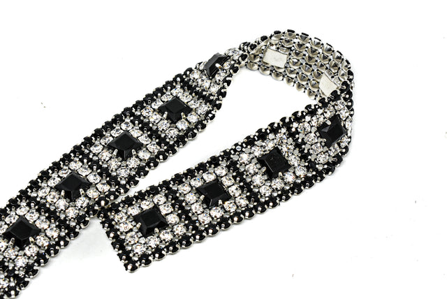 Rhinestone Trim Black Clear Silver Cupping 1"