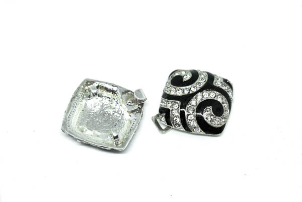 Rhinestone Connector Black White 2x2