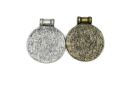 Circular Pendant Shiny Metal 2.25 x 1.75