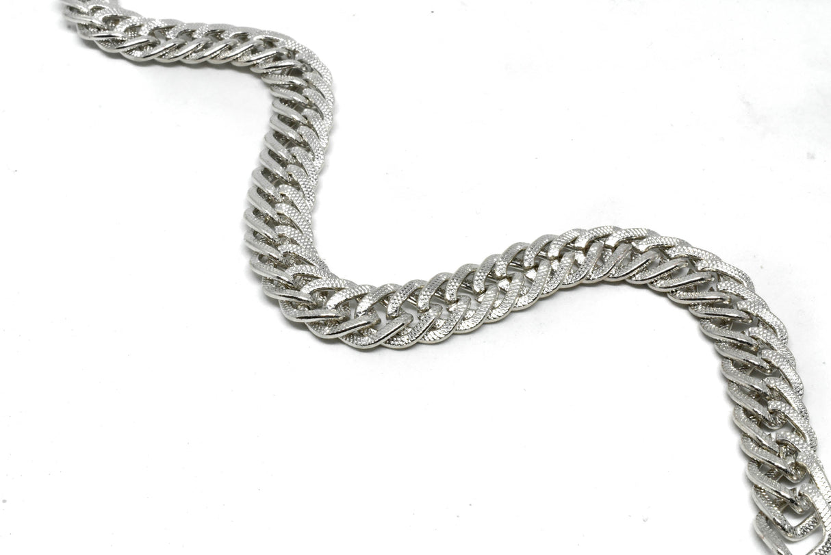 Double Link Etched Chain Gold 0.5"
