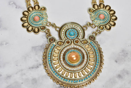 Beaded Necklace with Pearls Gold Teal