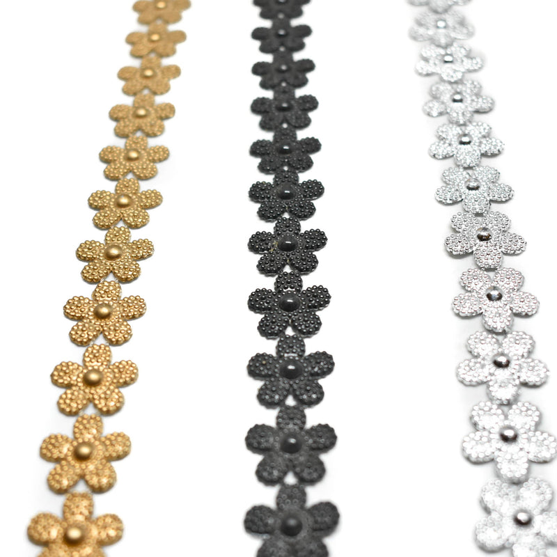 Flower Plastic Trim 0.75"
