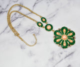 Flower Necklace Green Pearls