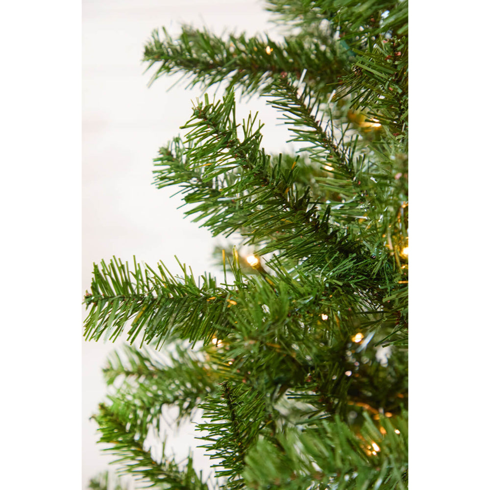 7.5' Green River Pine Artificial Christmas Tree with 400 Color-Changing Lights