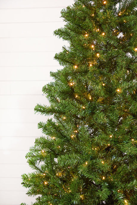 7.5' Aspen Pine Tree Color Changing Lights
