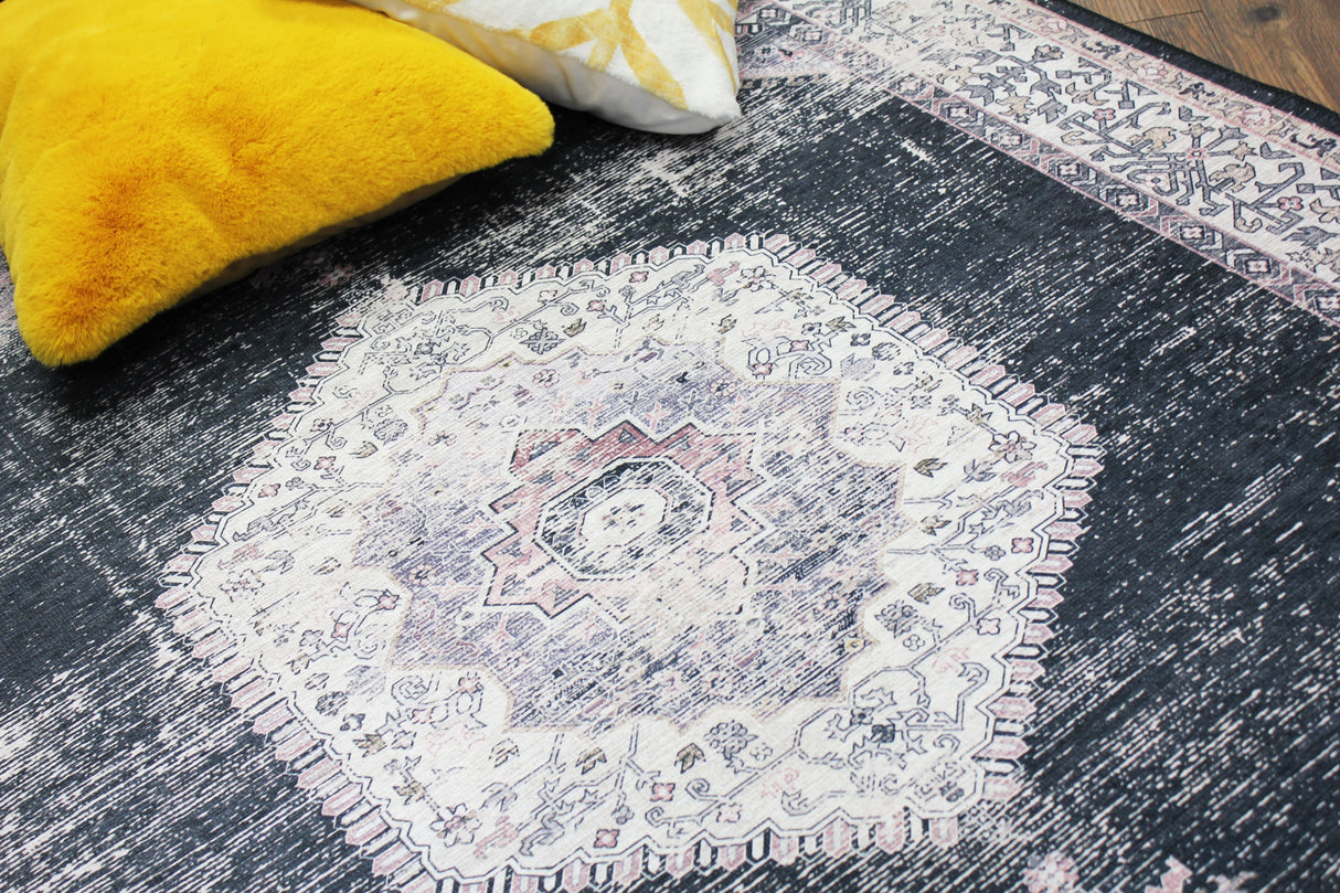Medallion Vintage Faded Print Style Polypropylene Fabric - Faded Medallion Print, Black, Low Pile, 5' X 7' (1 Rug)