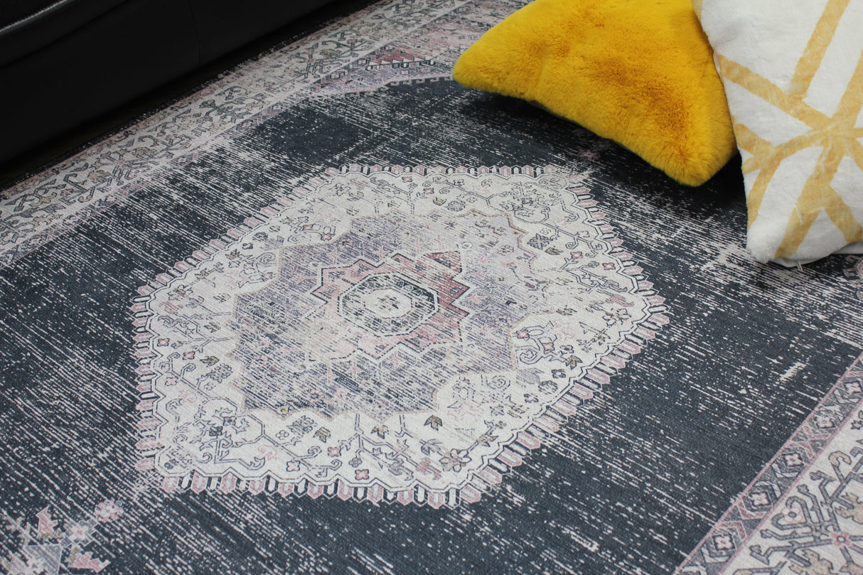 Medallion Vintage Faded Print Style Polypropylene Fabric - Faded Medallion Print, Black, Low Pile, 5' X 7' (1 Rug)