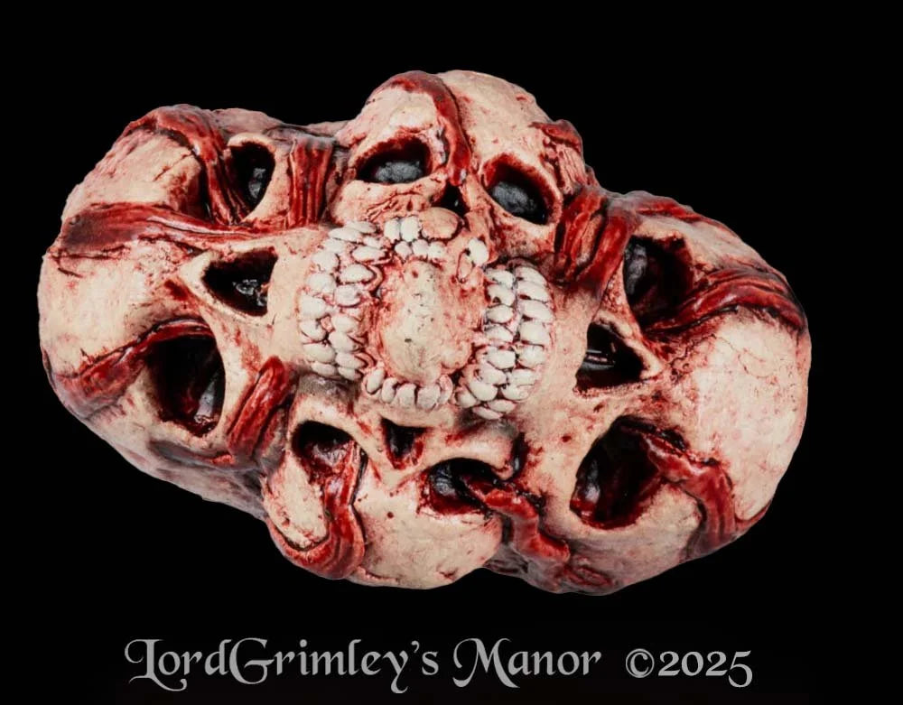 Horror Skull Heart - Latex Prop