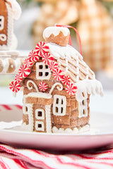 4" Gingerbread House Ornament