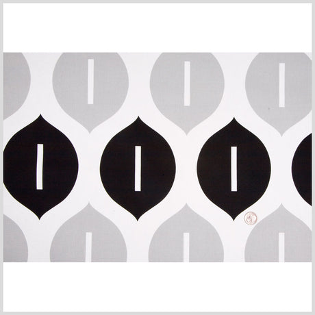 Off-White/Black/Gray Geometric Canvas