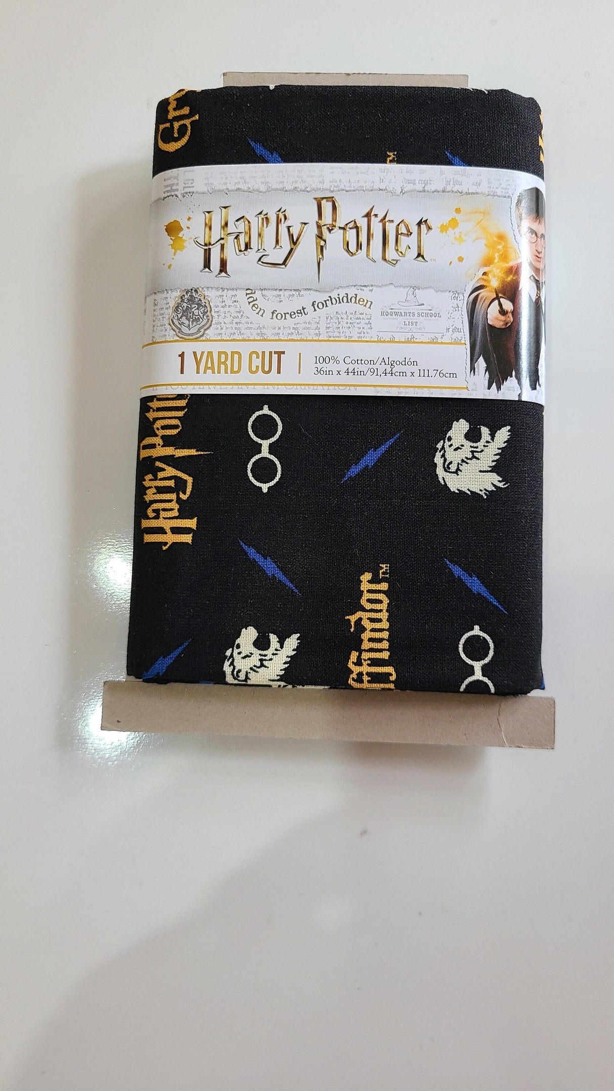Quilting Cotton Harry Potter Pre-Cut Logos, Lions & Lightning Bolts on Black