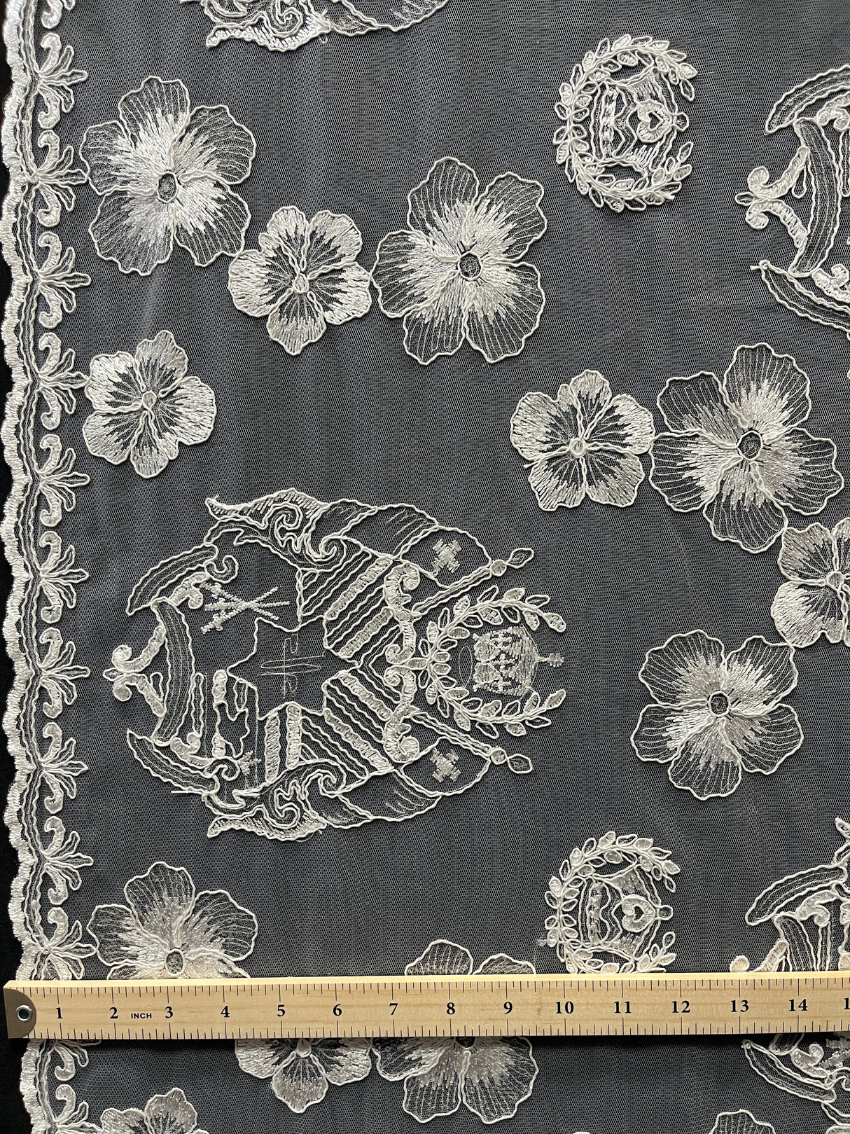 Hibiscus Tonga Seal Lace Polyester Fabric - Hibiscus Tonga Seal Pattern, 50" Width (1 Yard)