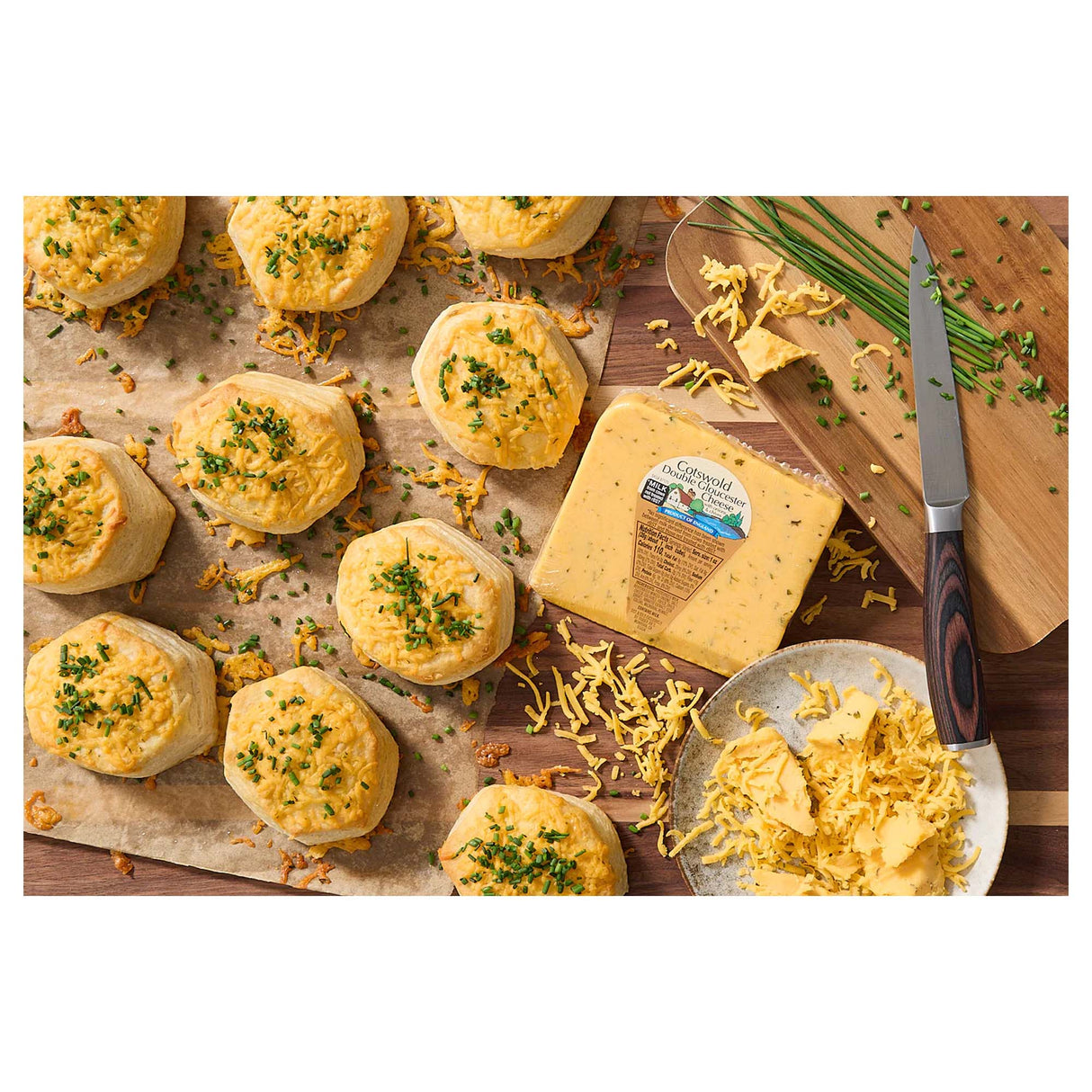 Cotswold Double Gloucester Cheese Onion Chive English Semi-Hard Cheese