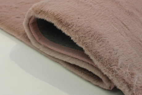 Machine-Made Faux Fur Rug Faux Fur Fabric - Plush Faux Chinchilla Texture, Indoor Use Only (1 Piece)
