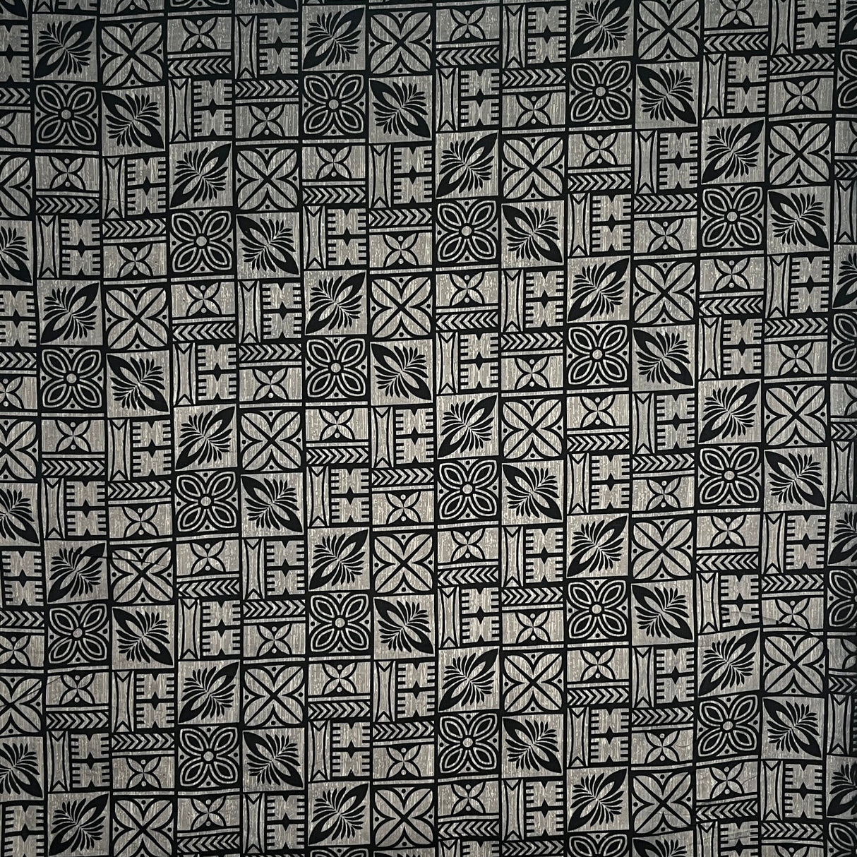 Traditional Polynesian Tapa Pattern Cotton Fabric - Red And Black Tapa Pattern, 36" X 45" (1 Yard)