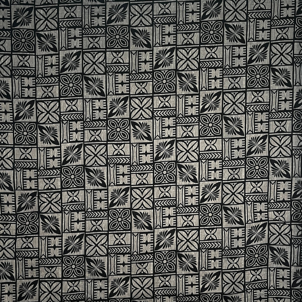 Traditional Polynesian Tapa Pattern Cotton Fabric - Red / Black, Orange / Black, Grey / Black, Purple / Black, 36" X 45" (1 Yard)