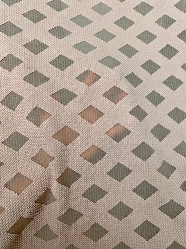 Stretch Diamond Pattern Knit