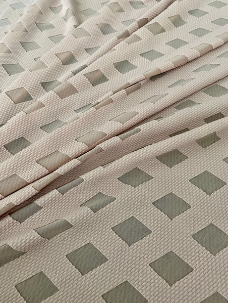 Stretch Diamond Pattern Knit