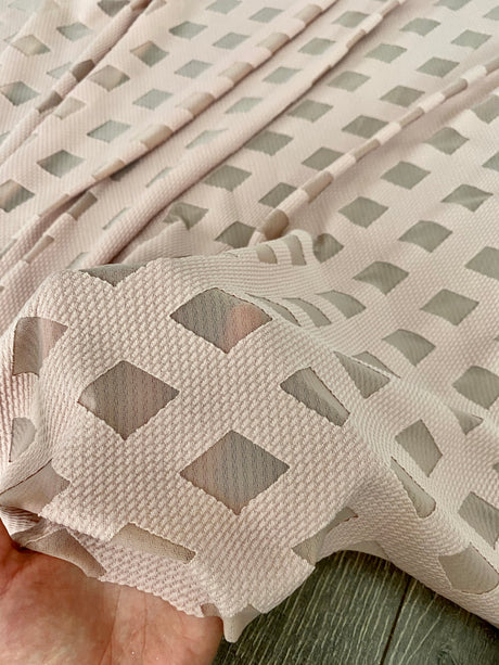 Stretch Diamond Pattern Knit