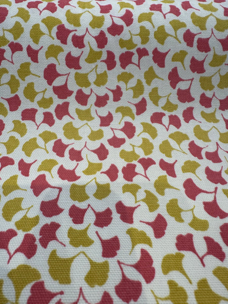 Howards End Strawberry Robert Allen Cotton Fabric - Strawberry Print, 58" Width (1 Yard)