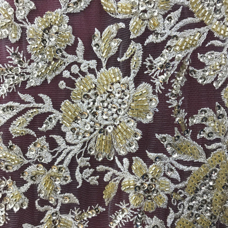 ১ গজ পুঁতি এবং সিকুইন্ড লেইস ফ্যাব্রিক সাদা
