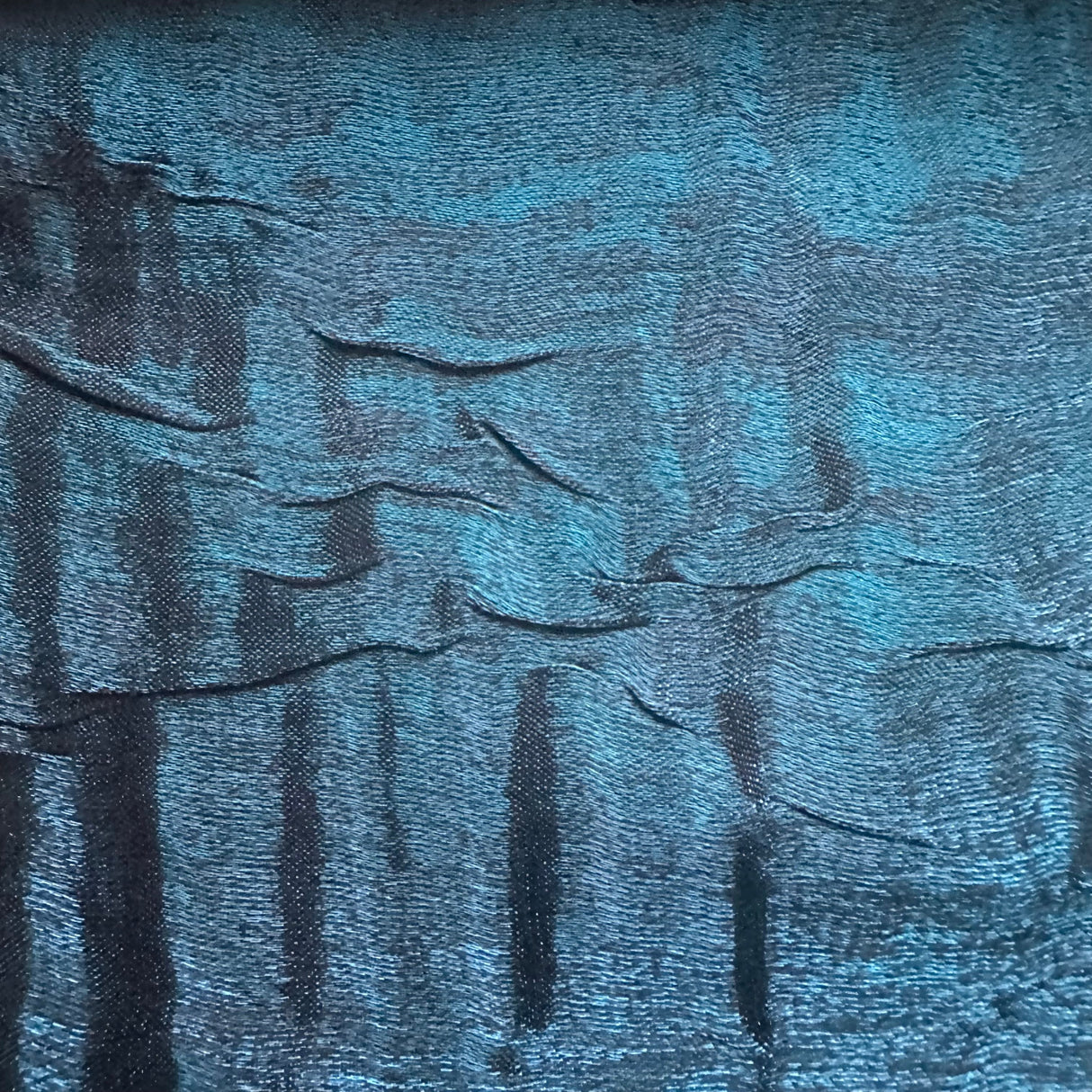 Shimmer Creased Rayon Polyester Fabric 50/52" Width