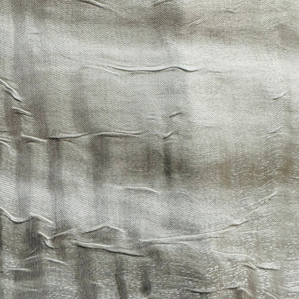 Shimmer Creased Rayon Polyester Fabric 50/52" Width