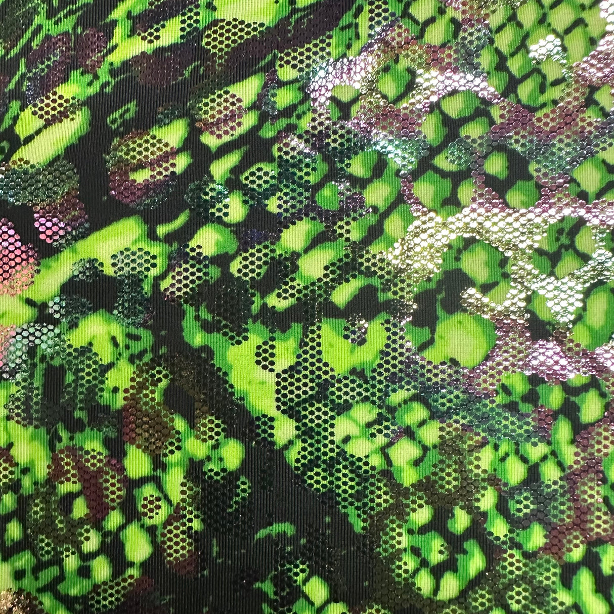 Polyester Spandex Fabric Illusion Snake 60"