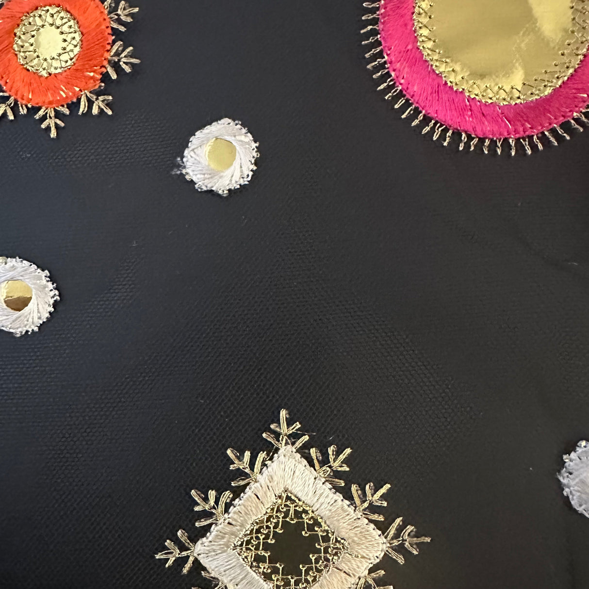 Polyester Tulle Metallic Embroidery Cluster Fabric