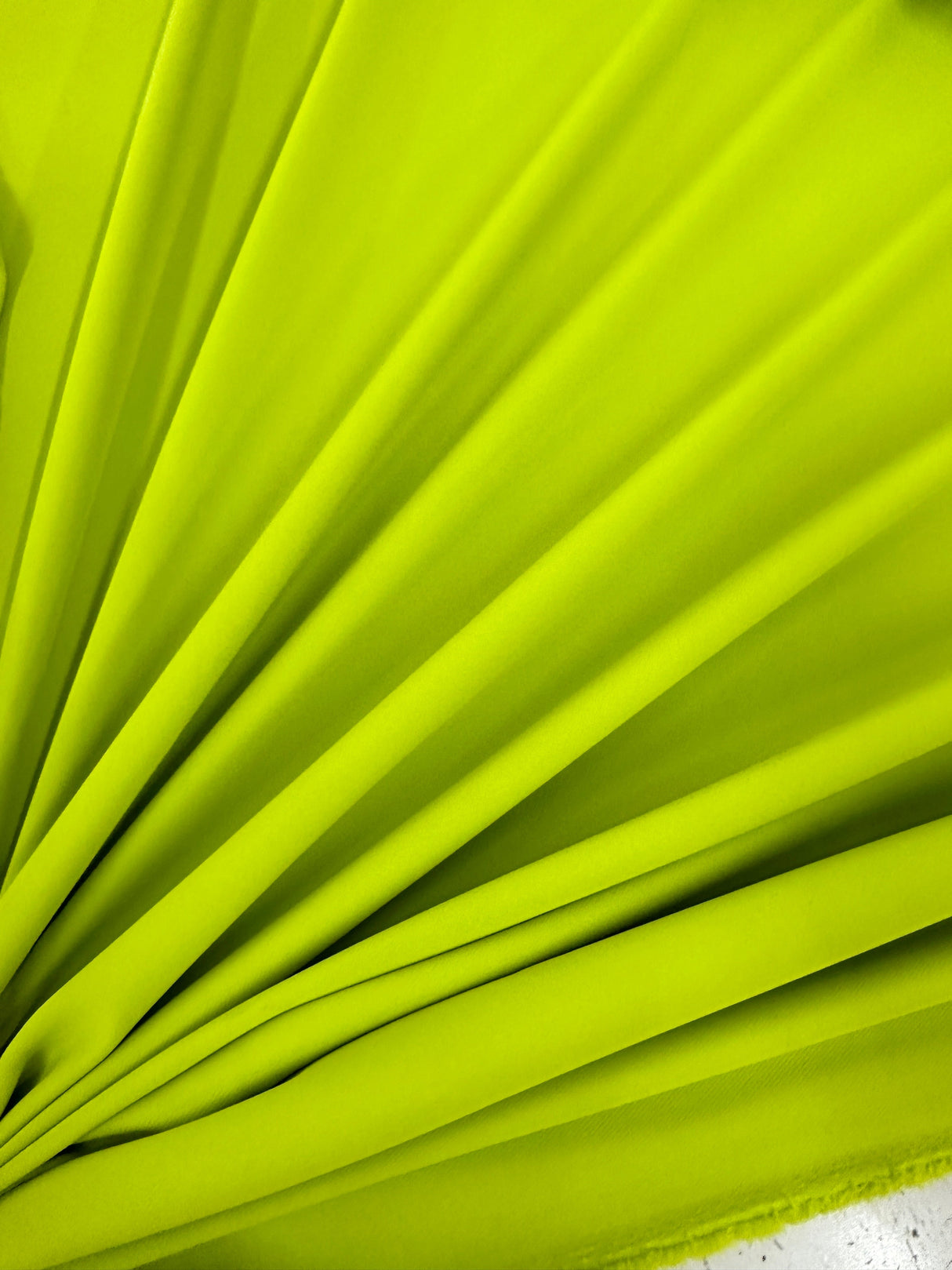 Stretch Crepe Apple Green