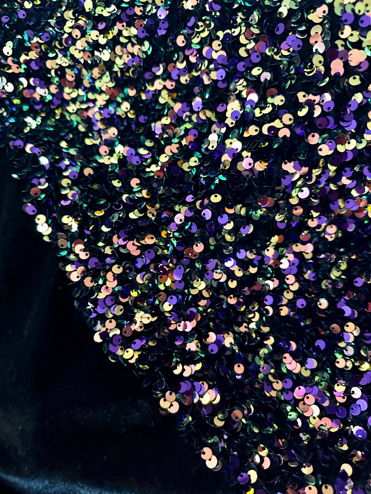 Sequin Velvet in Iridescent Purple