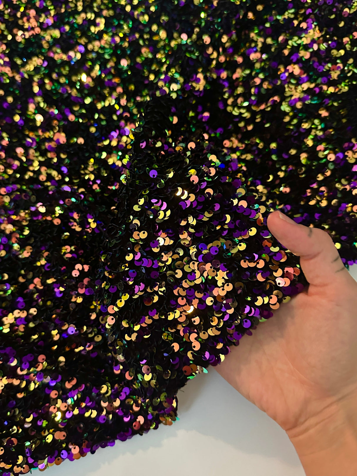 Sequin Velvet in Iridescent Purple