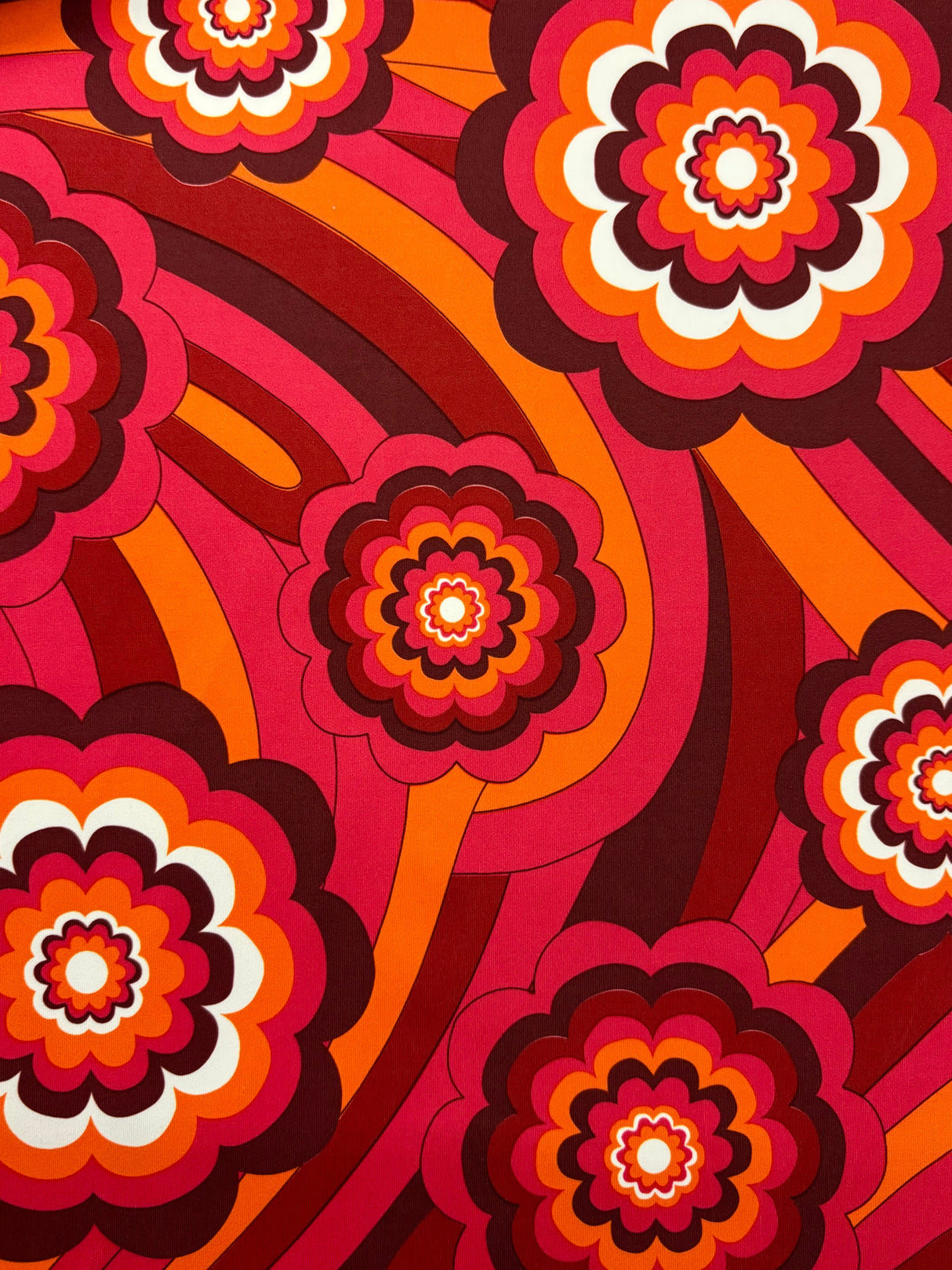 Retro Floral Printed Spandex Fabric - Retro Floral Print, 58"/60" Width (1 Yard)