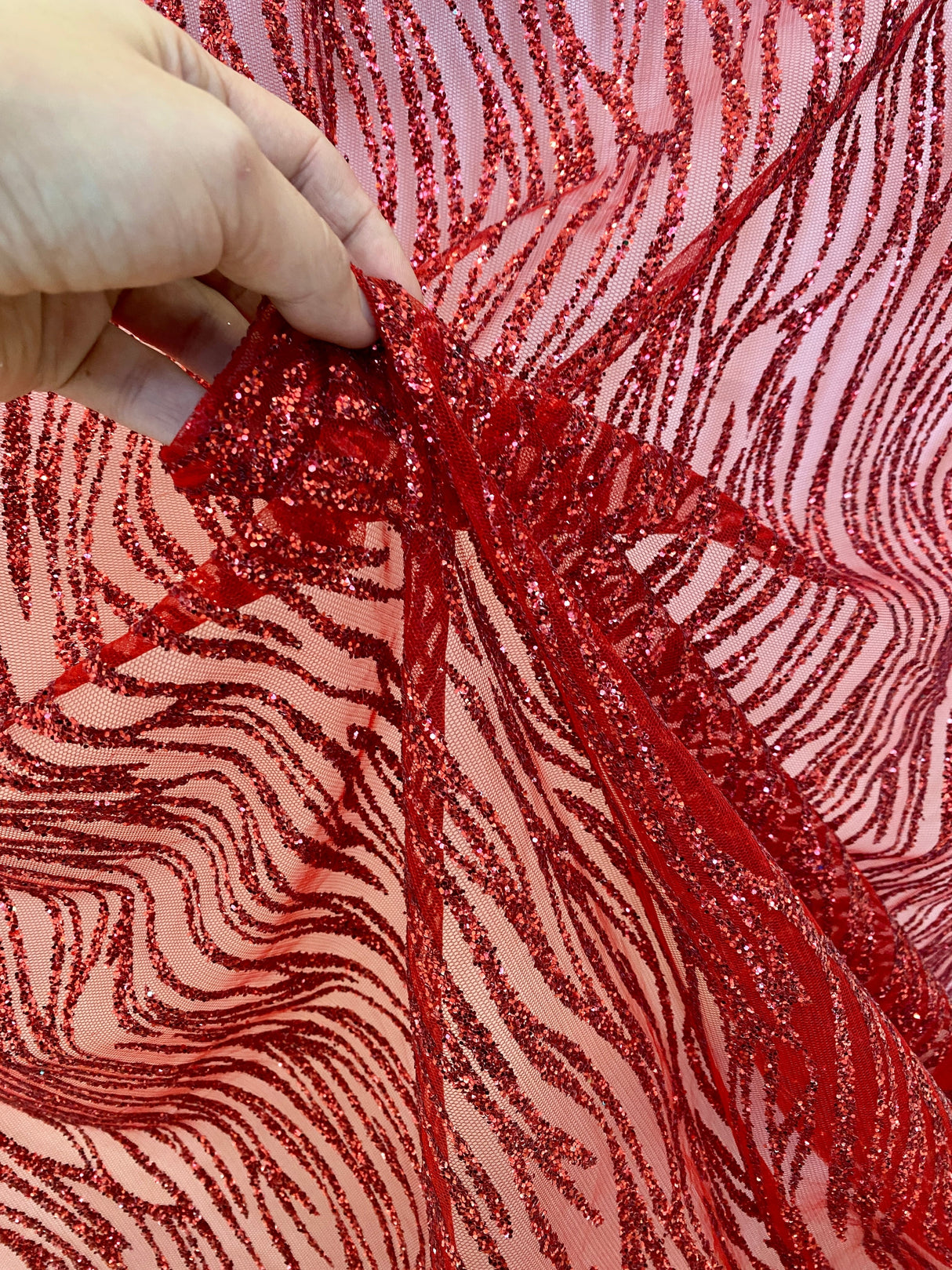Glitter Wave Lace Red