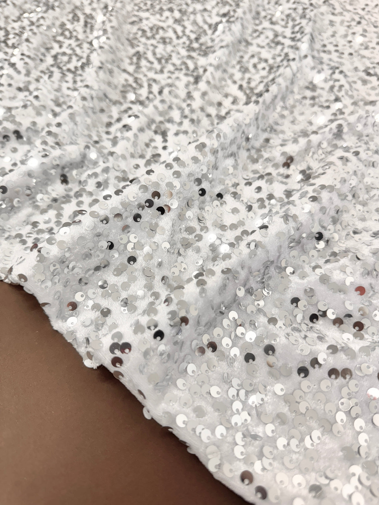 Sequin Velvet Silver White