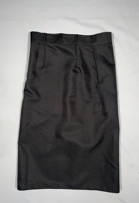 Ie Faitaga 100 Percent Polyester Fabric - Black And White, 14 Sizes, 2 Pockets (1 Piece)
