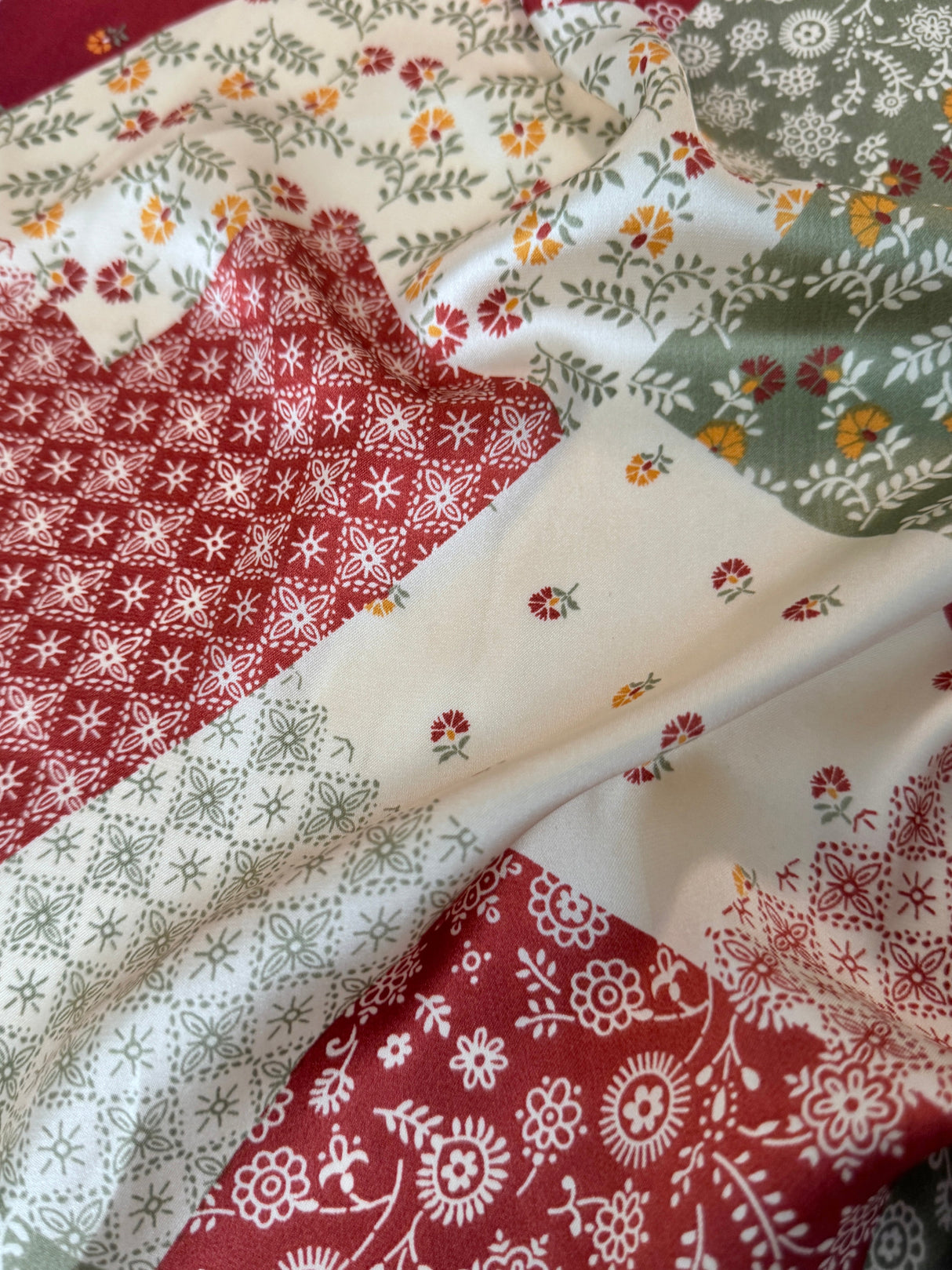 Printed Satin Floral Multicolor