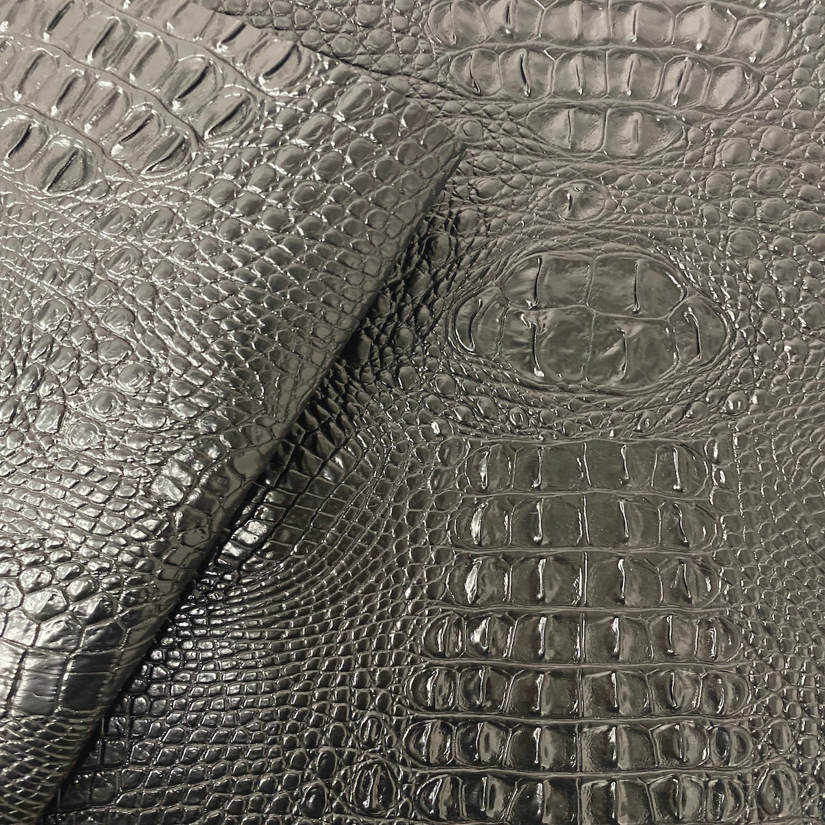 Faux Leather Vinyl Fabric 3D Embossed Gator