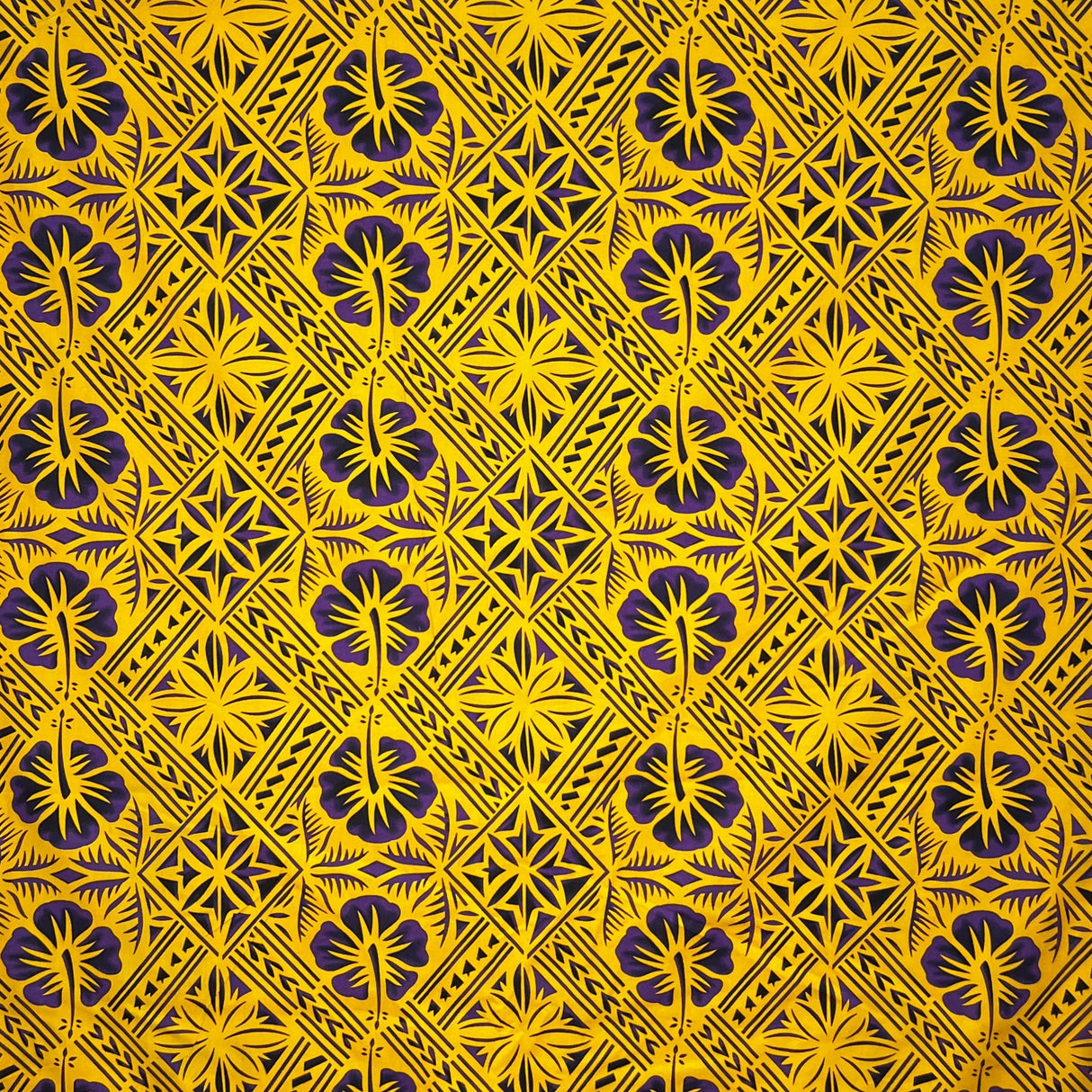 Traditional Tapa Hibiscus Cotton Fabric - Black And Green, 36" X 45" (1 Yard)