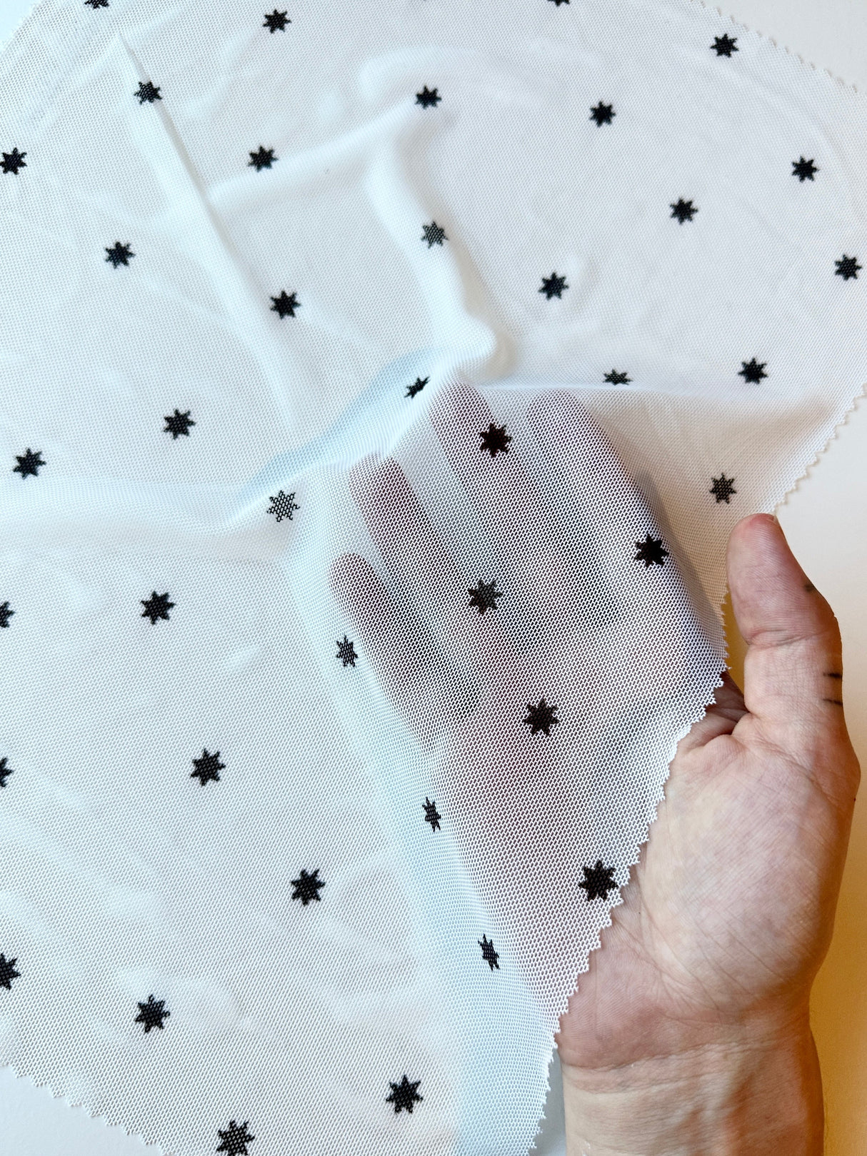 Printed Power Mesh White Black Star