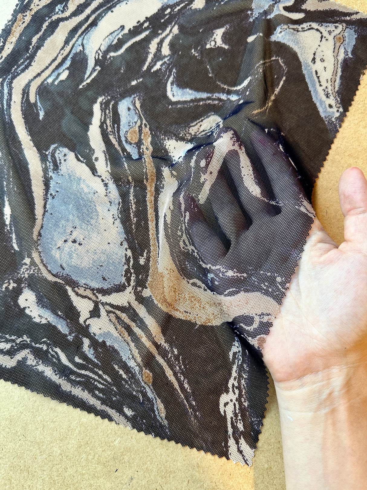 Power Mesh Black Marble