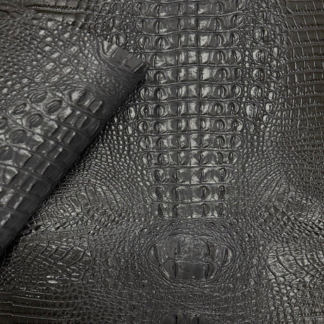 Amazon 3D Embossed Gator Faux Leather Vinyl Fabric - 3D Embossed Gator, 56" Width (1 Yard)
